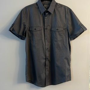 Short sleeve button up - gray